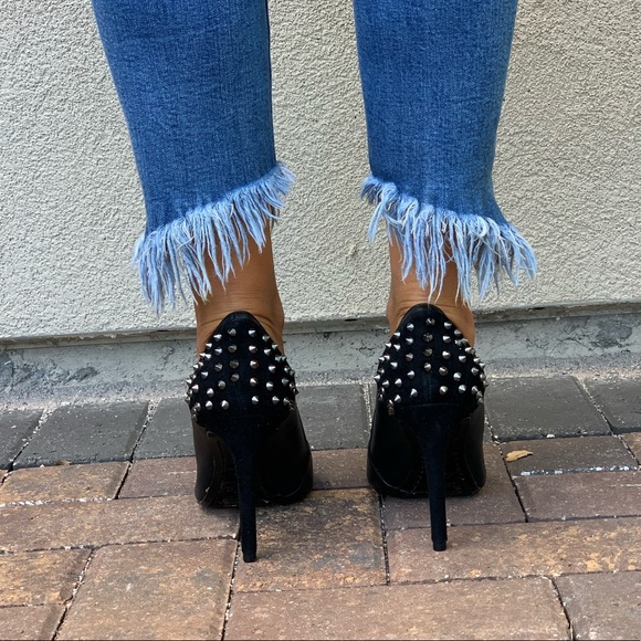 Black Leather Spike Heel Pointy Toe Stiletto Pumps - Picture 2 of 6